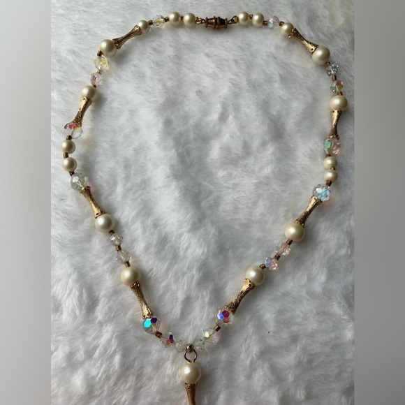 Vintage Aurora Borealis Crystals & Faux Pearls Tassel Necklace - Picture 2 of 9